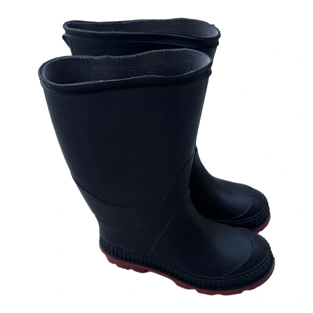 NWOT Kids Black Rain Boots
